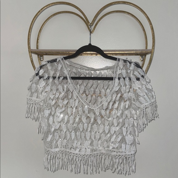 Windsor Tops - White Windsor top size M